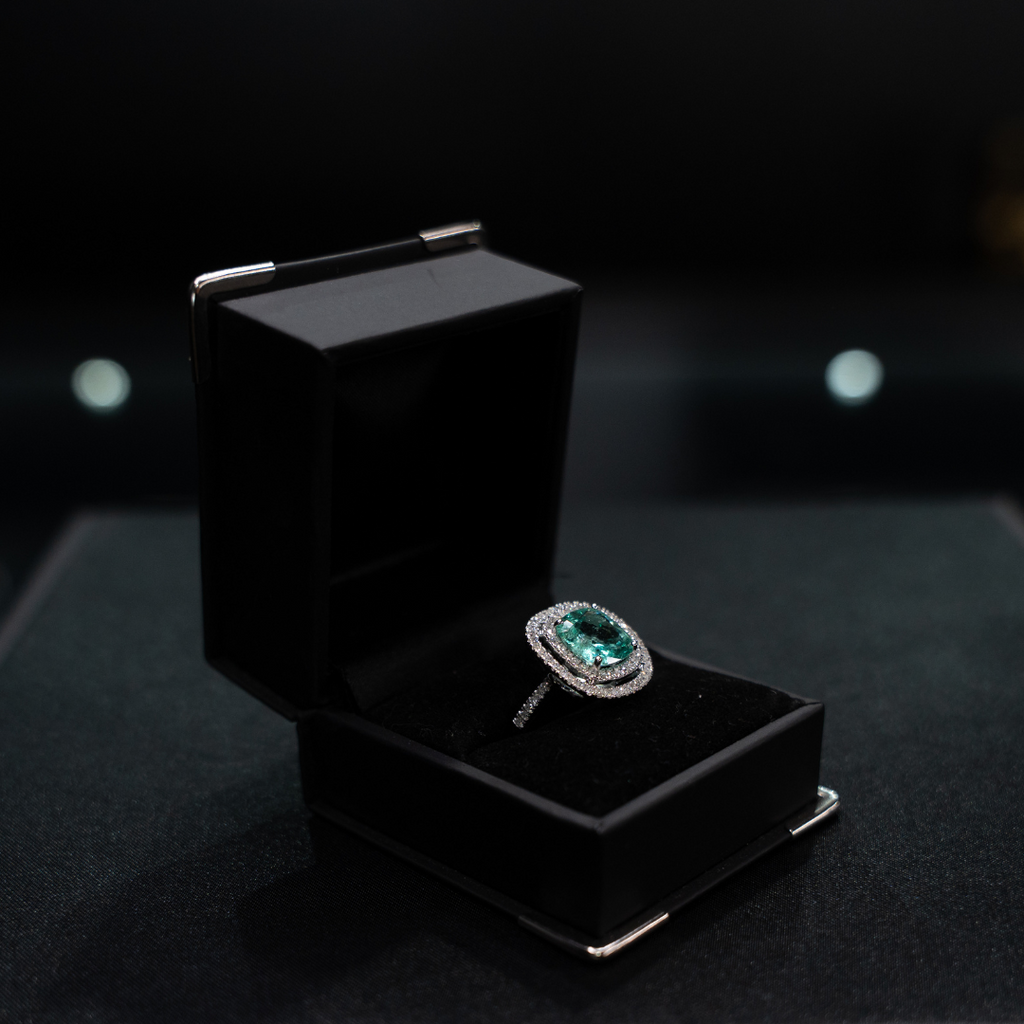 14ct White Gold Emerald & Diamond Double Halo Women's Ring 3.04ct TEW 0.74ct TDW