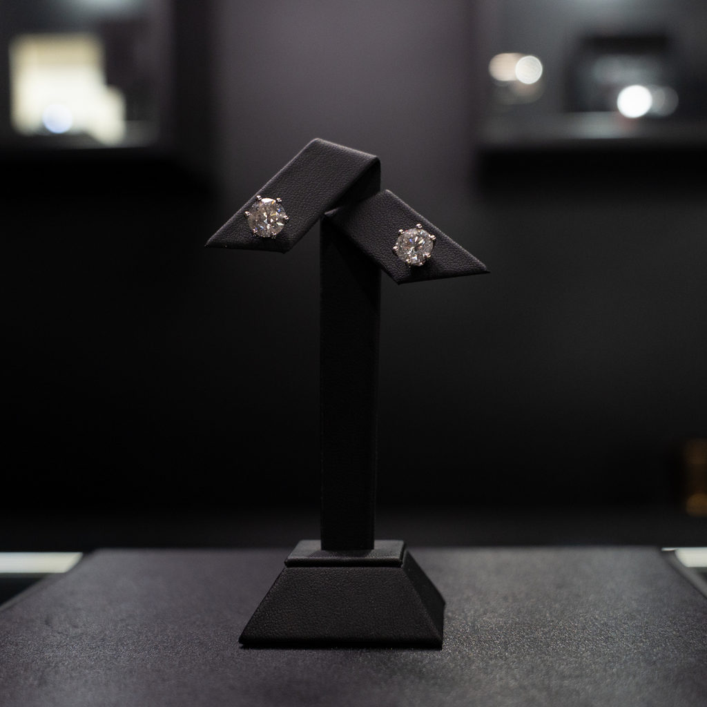 18ct White Gold Diamond Solitaire Stud Earrings 5.14ct TDW