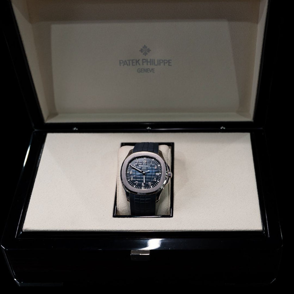 Patek Philippe Aquanaut Blue Embossed Dial 42mm Full Set 2022
